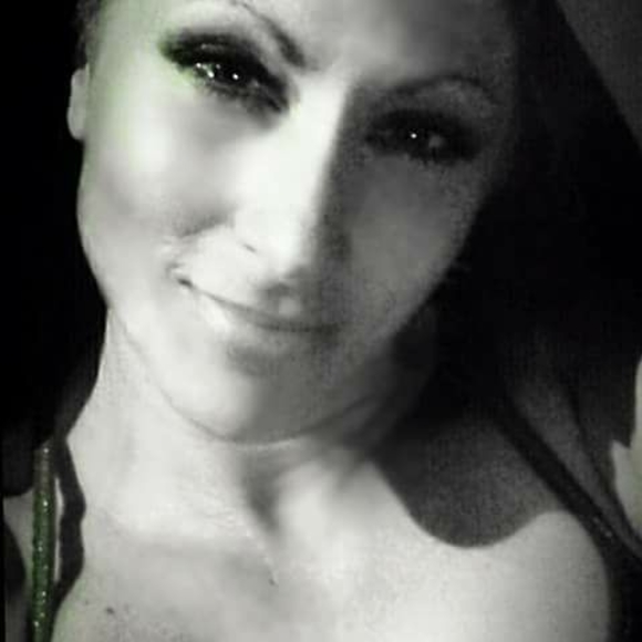 Meet your Posher, Sherry - Picture 1 of 1